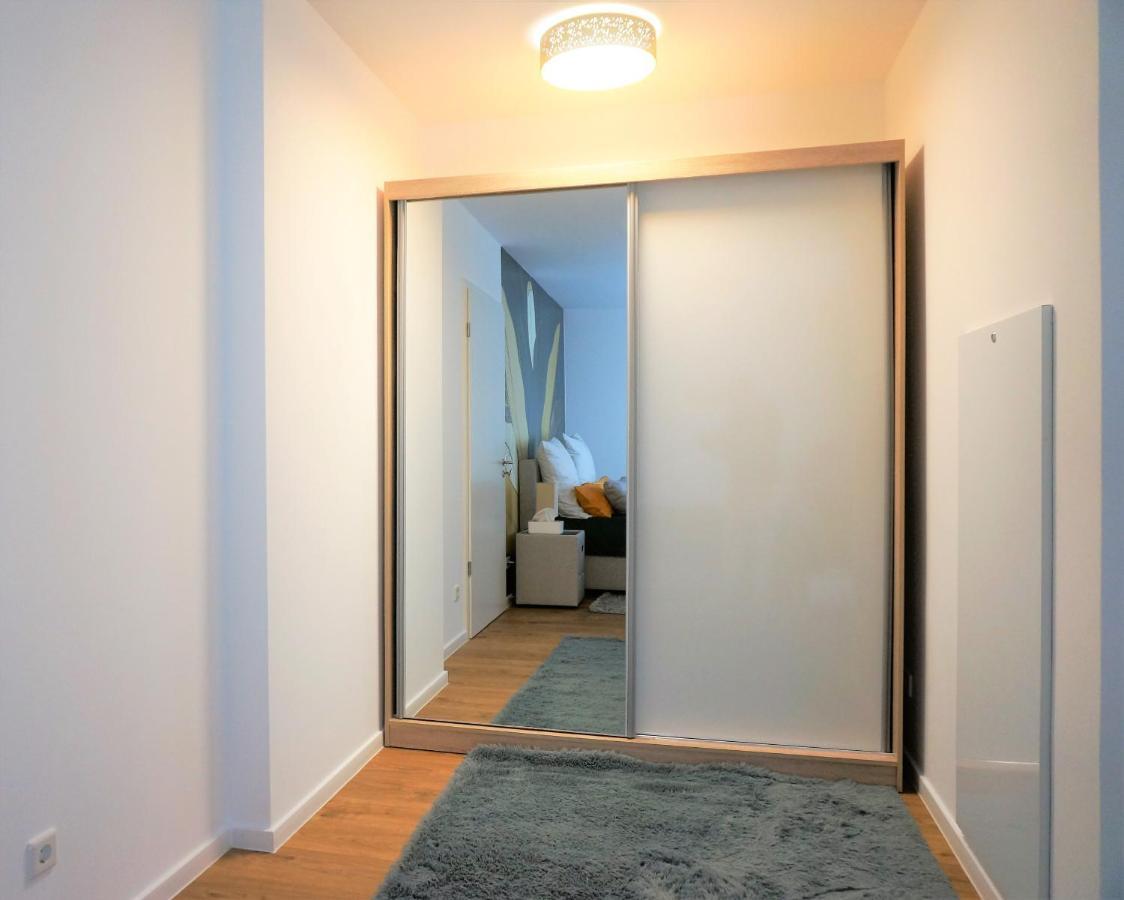 Mein Apartment, Stars Mit Balkon Und Klima Fuer Bis Zu 4 Personen Frankenthal  Exteriör bild