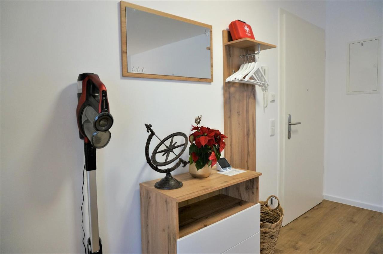 Mein Apartment, Stars Mit Balkon Und Klima Fuer Bis Zu 4 Personen Frankenthal  Exteriör bild