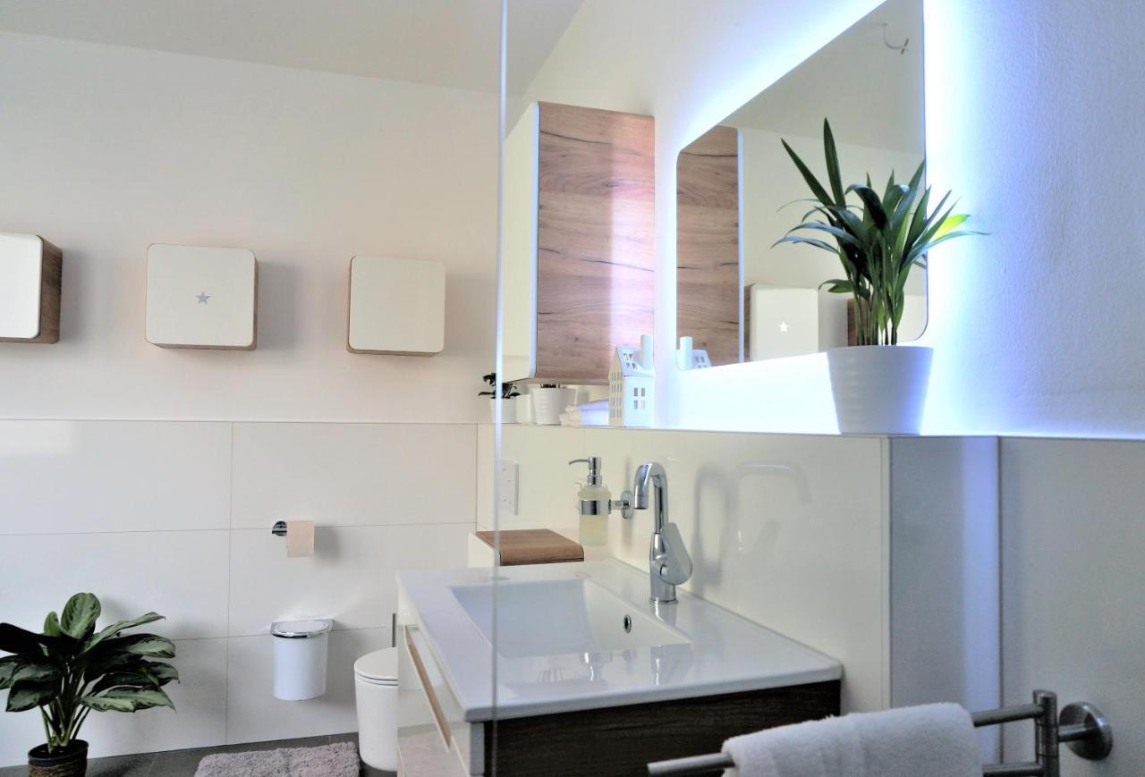 Mein Apartment, Stars Mit Balkon Und Klima Fuer Bis Zu 4 Personen Frankenthal  Exteriör bild